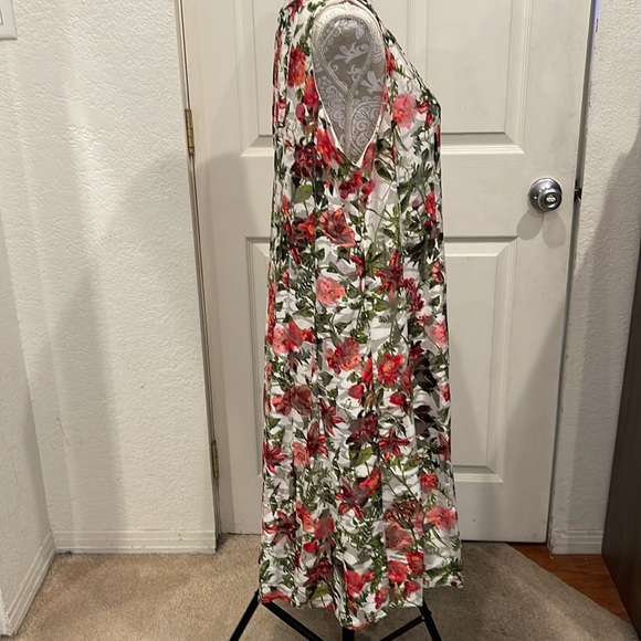 Very Beautiful Women's Floral 2 Piece Dress - Picture 8 of 10